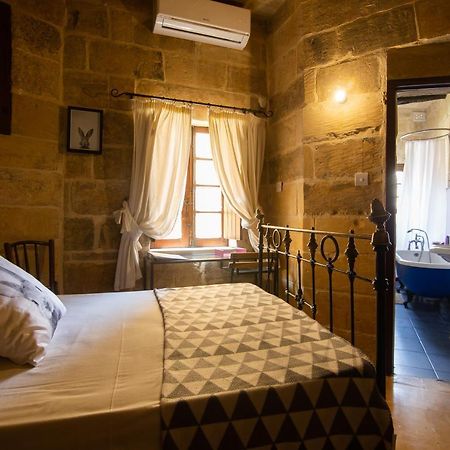 The Burrow Guest House Tarxien Exterior foto