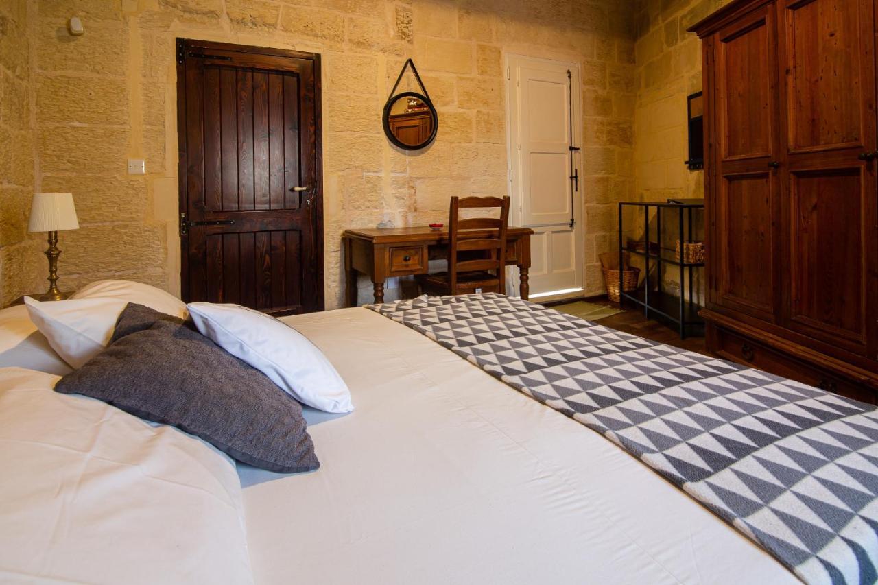 The Burrow Guest House Tarxien Exterior foto