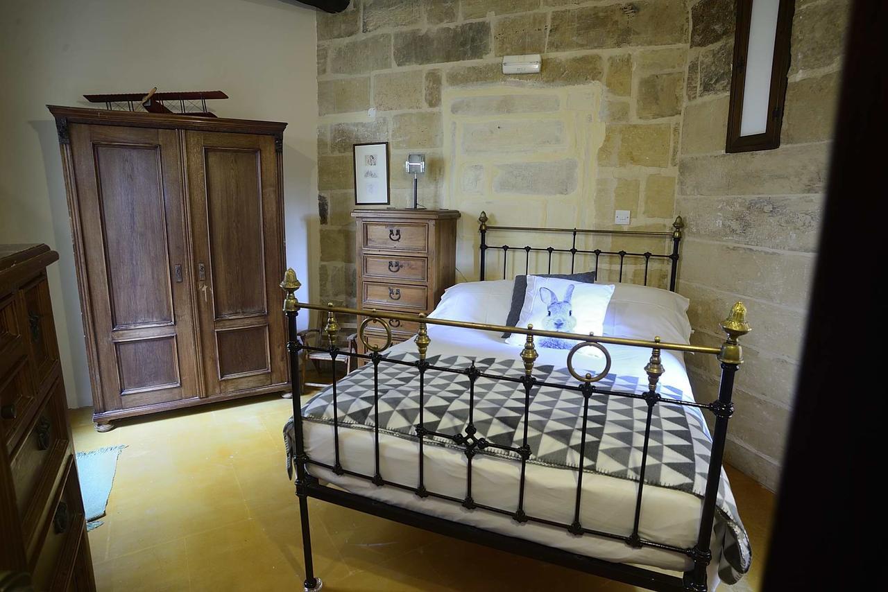 The Burrow Guest House Tarxien Exterior foto
